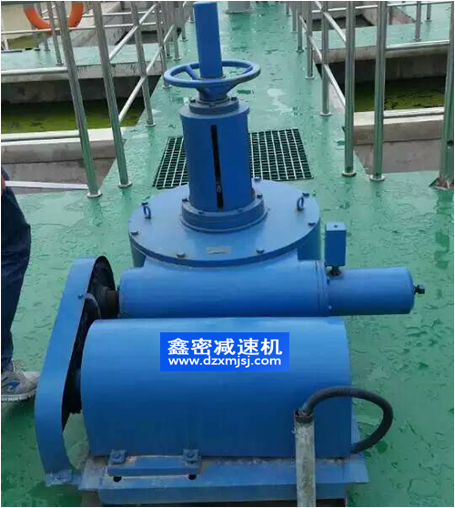 污水處理蝸輪減速機(jī)現(xiàn)場使用中 污水處理蝸輪減速機(jī)現(xiàn)場使用中